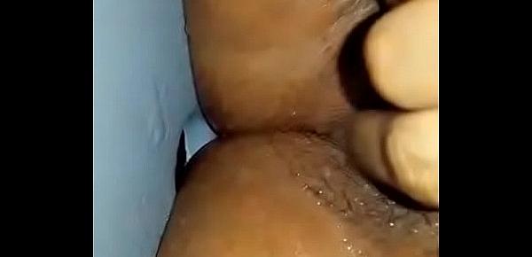  Wife fingring for fuck